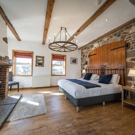 Oak Tree Inn بالماها المظهر الخارجي الصورة