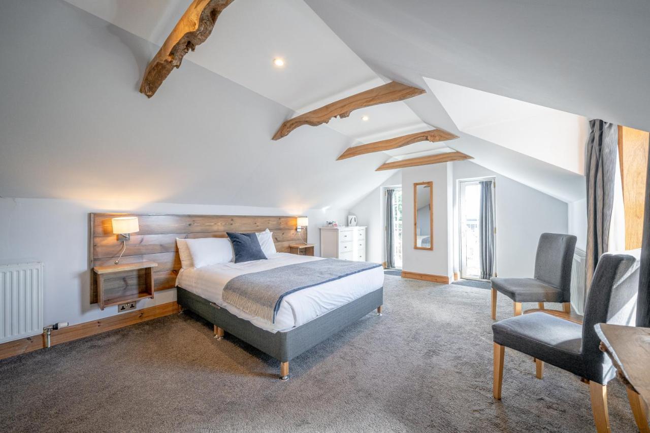 Oak Tree Inn بالماها المظهر الخارجي الصورة